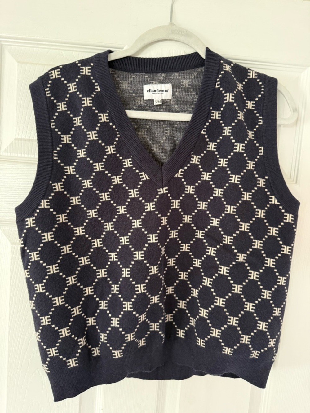 Ellandemm Navy Patterned V-Neck Sweater Vest